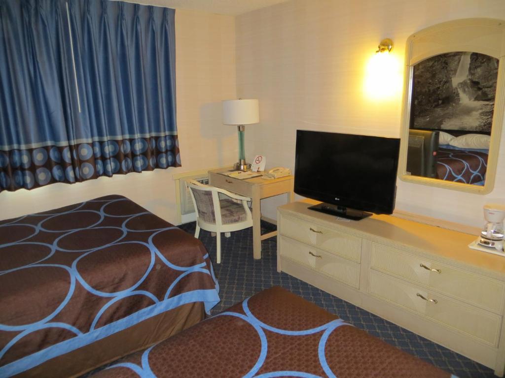 Hotel Super 8 By Wyndham Red Deer Pokoj fotografie